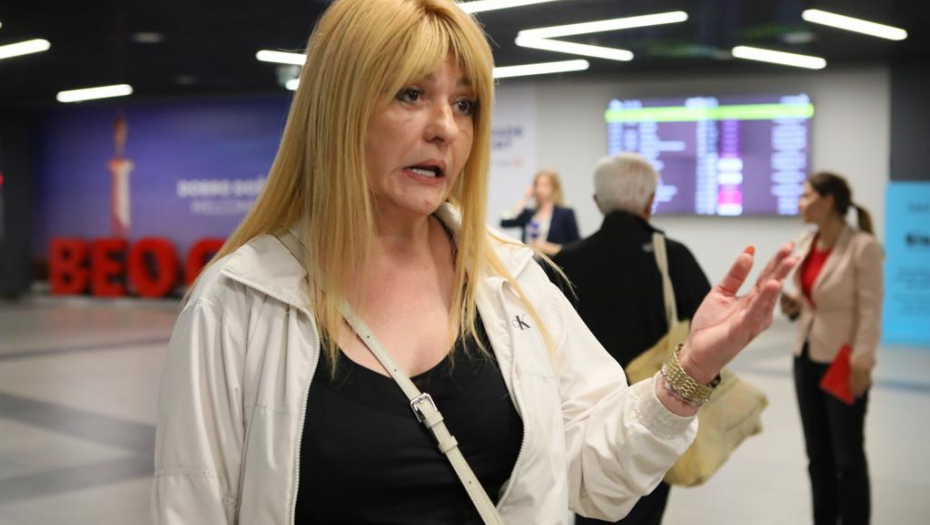 NARODNA POSLANICA DOČEKUJE SINA IZ IZRAELA Vesna Savović Petković: Da nije bilo države Srbije, naši građani bi kao mnogi iz drugih zemalja ostali zarobljeni (VIDEO)
