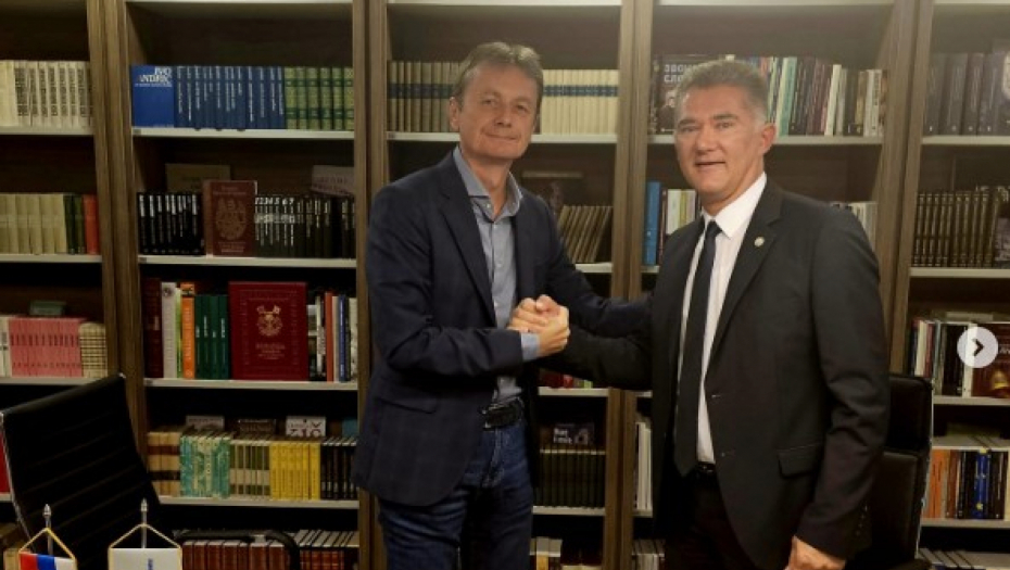 GLIŠIĆ POŽELEO DOBRODOŠLICU PREDRAGU BANDIĆU "Dobro došao u našu porodicu kojoj je Srbija iznad svega!"