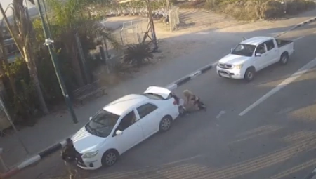 ZA DLAKU IZBEGLE SMRT Novi jeziv snimak iz Izraela, žene se jedva spasile (VIDEO)