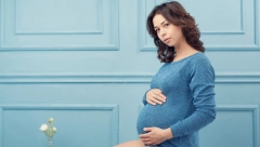 "RODIĆU DETE SAMO AKO ME PARTNER GODIŠNJE ZASIPA NOVCEM"  Objavila spisak zahteva, pa razbesnela većinu očeva