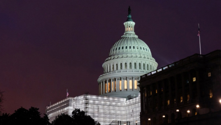 "UPAD NA KAPITOL NIJE BILA NASILNA POBUNA" Mask o prethodnim izborima u SAD