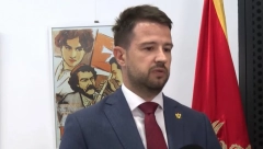 SMEŠI MU SE SUDBINA NJEGOVOG POLITIČKOG TATE: Milatović stavlja svoje ime u nazivu liste za podgopričke izbore, da prikrije fijasko partije koju ne može da napravi!