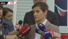 "KRAJNJE JE VREME ZA FORMIRANJE ZSO, TO SMATRAJU I LIDERI EU!" Premijerka daje izjave za medije uoči Berlinskog procesa (VIDEO)