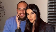 ANA RAJKOVIĆ POKAZALA TRUDNIČKI STOMAK Pozirala u uskoj haljini, ne krije sreću zbog devojčice!