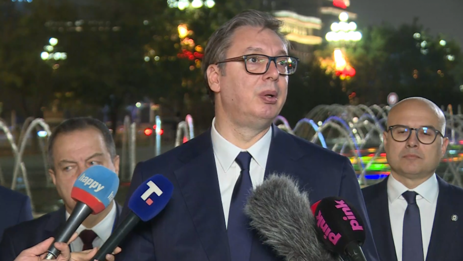 VUČIĆ O CENI NAFTE KOJA RASTE "Siniša će morati noćas da traži rešenje za Srbiju"
