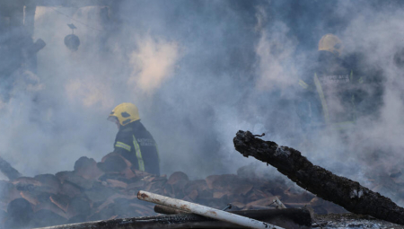 MUŠKARCA IZ ZEMUNA IZVUKLI MRTVOG IZ RUŠEVINA Jeziv epilog eksplozije u Zemunu