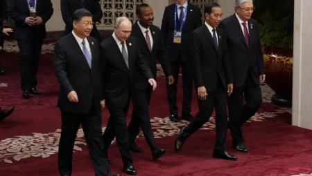 ALARMI U VAŠINGTONU Otkriven plan Putina i Sija, sipaju im so na ranu