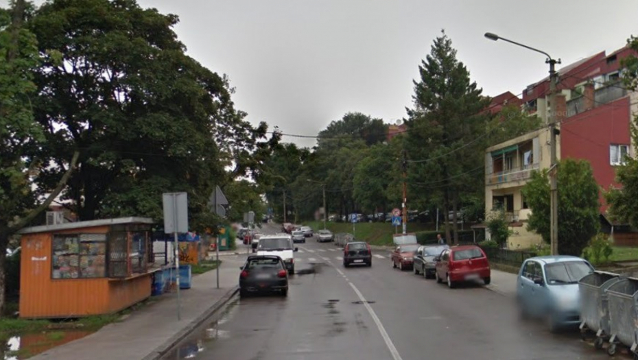 OVAJ ŠVALER ŽENI NEĆE SMETI PRED OČI Osramoćen je usred Beograda, auto će morati "pod šmirglu"