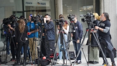 VLADA USVOJILA PREDLOGE MEDIJSKIH ZAKONA Posebna pažnja posvećuje se i kažnjavanju nasilja nad novinarima
