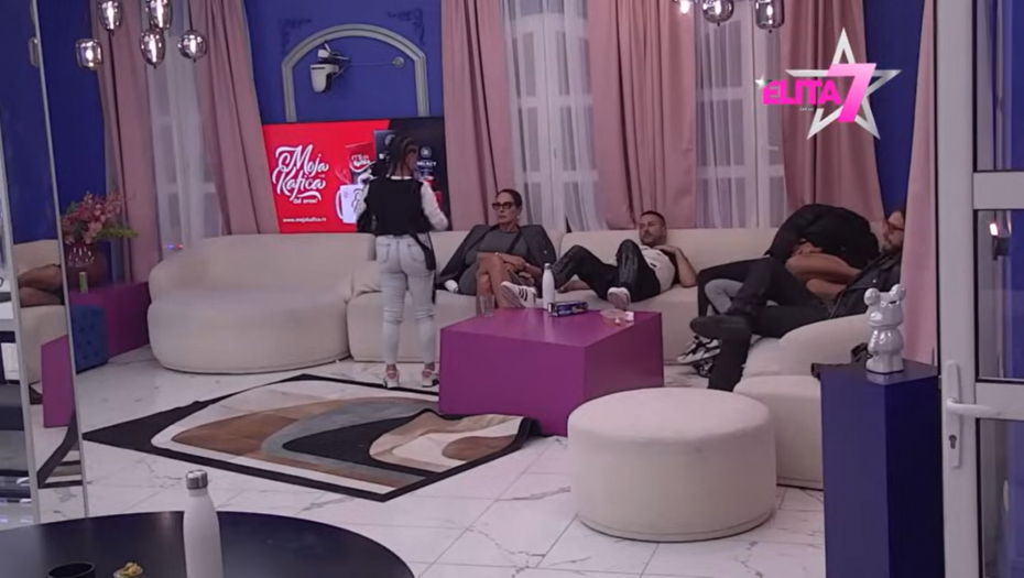 DOŽIVELI NAPAD NISKIH STRASTI Takmičari Elite prepustili se emocijama, umalo pala vrela akcija pred cimerima