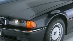 KO JE BAKA (91)  IZ CRNE GORE O KOJOJ BRUJI BALKAN: Kupila blindirani BMW za 200.000 evra i napravila haos