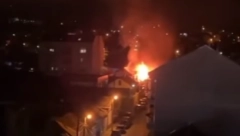 STRAVIČAN POŽAR U TRŽNOM CENTRU Devet ljudi poginulo, vatrogasci izvukli još 50 u Karačiju