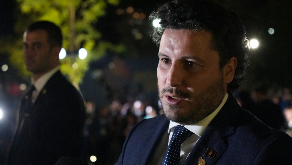 "HARADINAJ DA OKRENE ABAZOVIĆA OD ČETNIKA" Šokantna skaj prepiska u noći pada DPS! Totalno ludilo među KAVČANIMA: "Diži sve, rekli su tata i šef..."