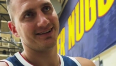 JOKIĆ DOBIO PREDLOG ŠTA DA URADI SA ŠAMPIONSKIM PRSTENOM Svidja mi se tvoja ideja, ali..