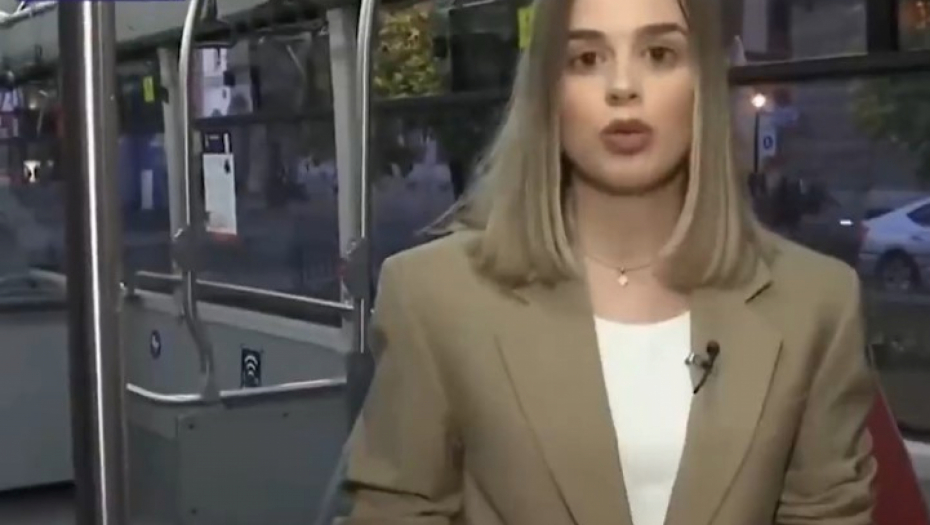 DA STE SAMO PROVERILI APARAT PRE UKLJUČENJA Kupovala kartu u programu uživo pa postala hit na mrežama