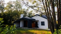 NA SAMO SAT IPO OD BEOGRADA Daje kuću, šumu, njivu, buvar za 8.000 evra, alin to nije sve