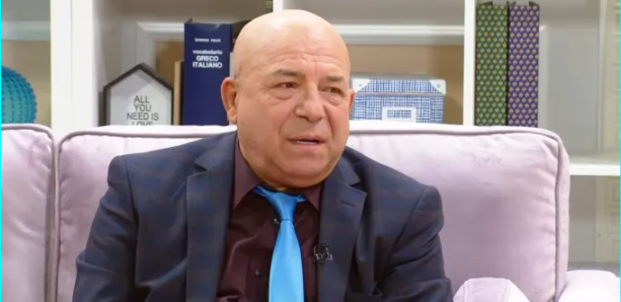 TRAŽIM NEKU DA MI KUVA I PERE: Poznati pevač raspisao oglas za ženu, otkrio šta sve zahteva od nje!