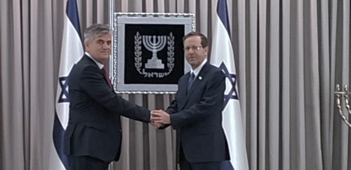 MIROLJUB PETROVIĆ ZVANIČNO STUPIO NA DUŽNOST AMBASADORA SRBIJE U IZRAELU Uručio akreditivna pisma