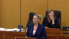 SKANDAL TRESE ZAGREB Hrvatska poslanica završila na sajtu za odrasle