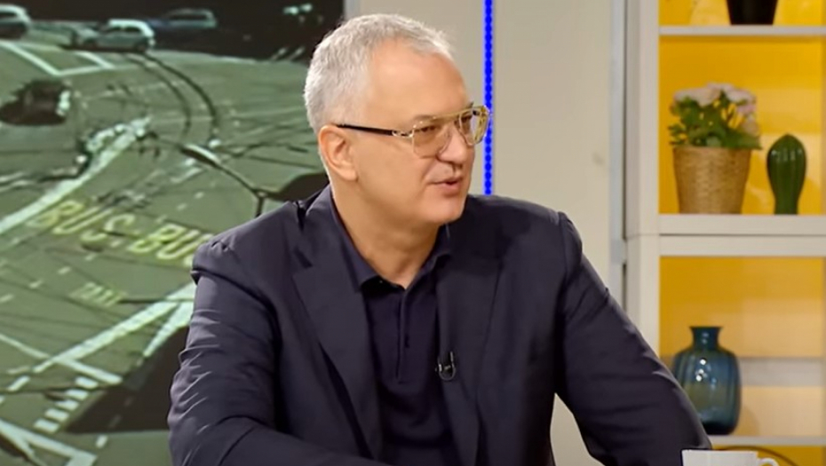ŠUTANOVAC JEDNIM PITANJEM "ZALEPIO" JEREMIĆA: "Šta tebe briga za ulazak u EU kada imaš diplomatski pasoš?"