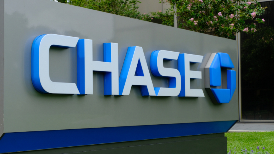 OVO SE DEŠAVA PRVI PUT ZA 18 GODINA Zašto CEO najveće američke banke prodaje deo svojih akcija?