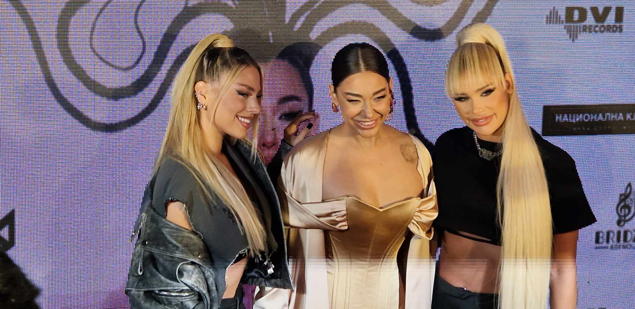 HURRICANE PONOVO NA OKUPU Spekulisalo se da su u svađi, a sada javno pokazale u kakvim su odnosima