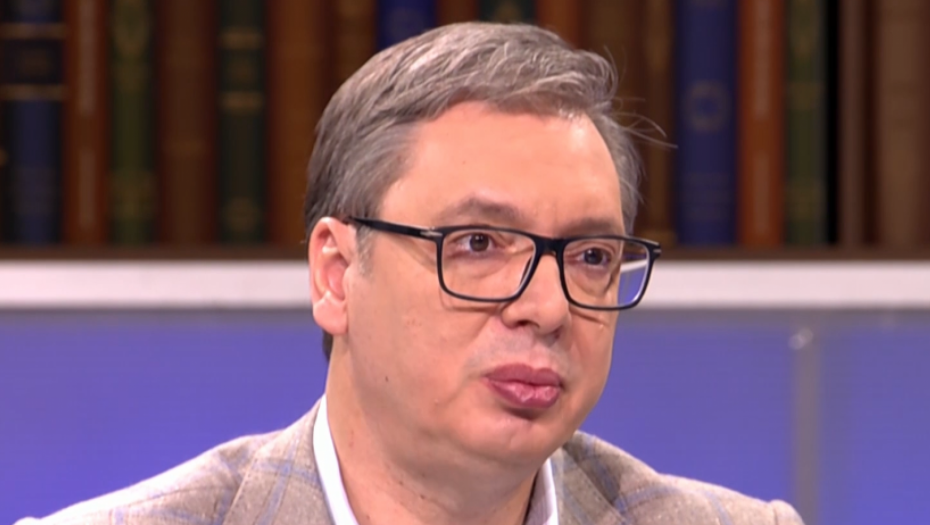 "SLABLJENJE SRBIJE JE FORMIRANJE LOŠIH VLADA, STRANCI U TOME UČESTVUJU" Predsednik Srbije govori o pritiscima na Srbiju i diplomatskoj borbi za Kosovo i Metohiju