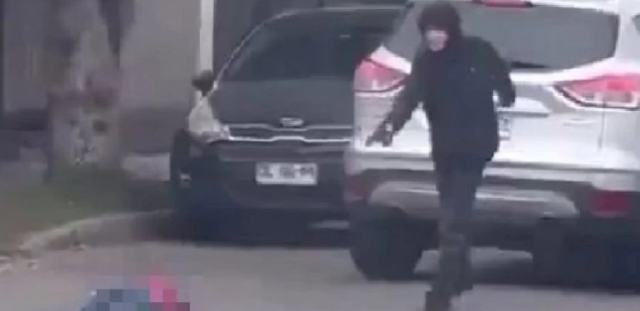 SVIREPO UBIJENA POZNATA TIKTOKERKA NASRED ULICE Maskirani napadač ispalio u nju osam hitaca, isplivao i jeziv snimak!