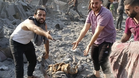 IZRAEL PONOVO BOMBARDOVAO IZBEGLIČKI KAMP Drugi dan zaredom gađani civili (FOTO)