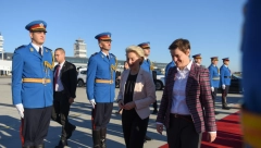 FON DER LAJEN ZAVRŠILA POSETU SRBIJI Ispratila je premijerka, iz Beograda otišla u Sarajevo