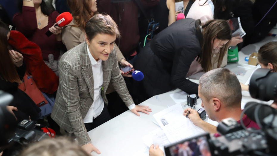 ANA BRNABIĆ ZA ALO! Premijerka o platama, penzijama i Radomiru Lazoviću (VIDEO)