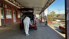 ČEKAO JE DA PROĐE VOZ I ONDA SE RAZNEO BOMBOM Detalji strašne tragedije u Čačku, putnici hitno evakuisani