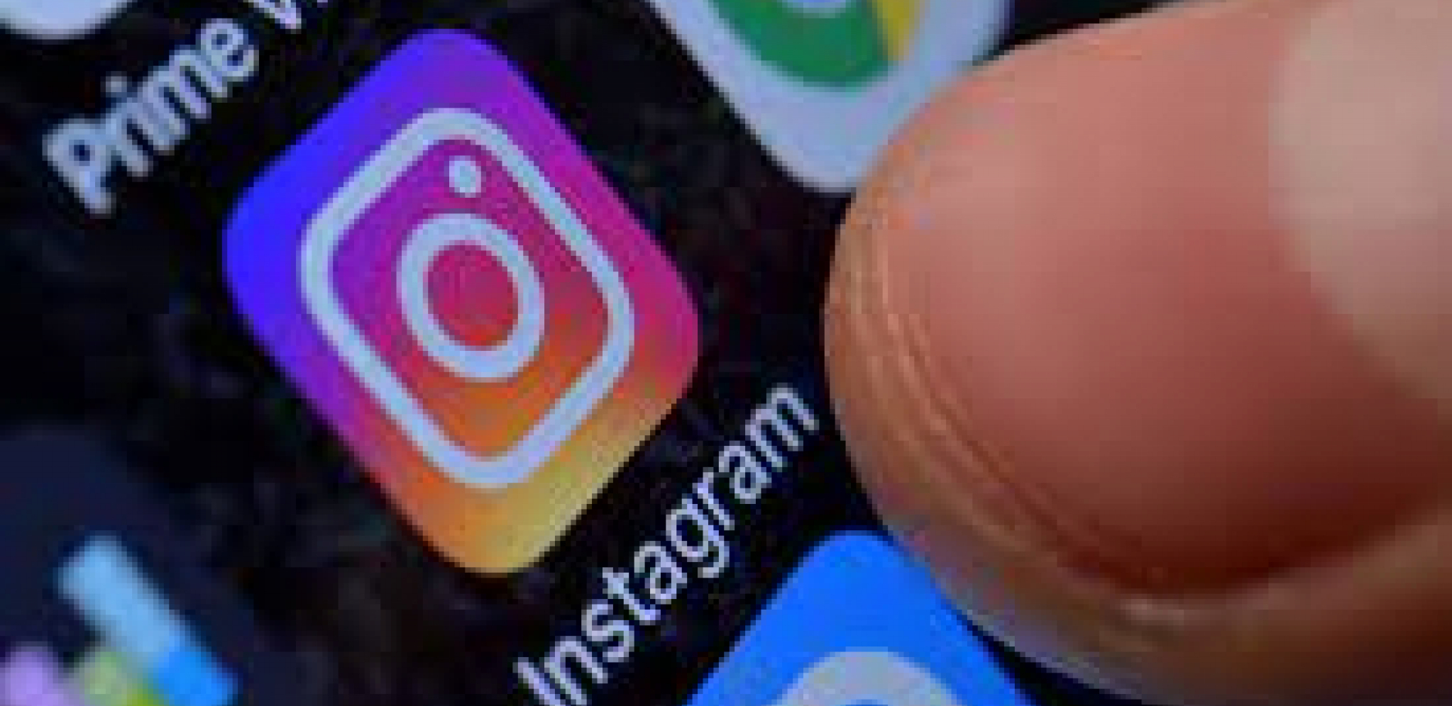 FEJSBUK I INSTAGRAM IZAZIVAJU ZAVISNOST KOD DECE Tužba protiv Mete, udružile se 33 američke države