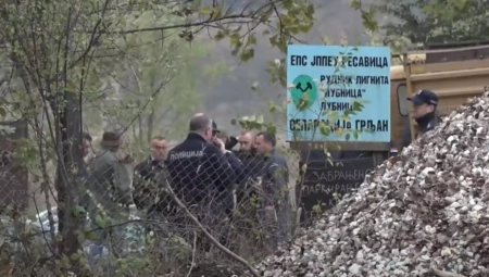 SAHRANIO SAM JEDNOG, SAD MORAM I DRUGOG KOLEGU Preživeli rudar iz Lubnice ne može da dođe k sebi