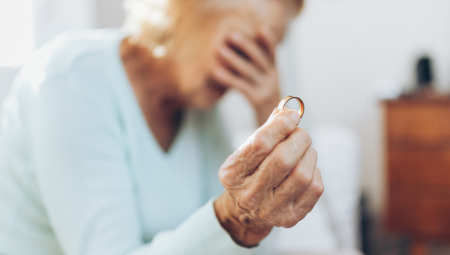 KAD PRORADI JUŽNJAČKA KRV Deka (99) se razvodi od 96-godišnje supruge - Saznao da ga je prevarala pre šest decenja