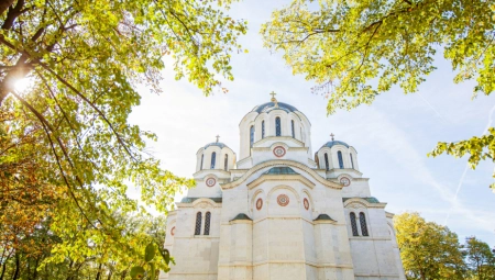 PRVI POLJOPRIVREDNI KARAVAN STIŽE U TOPOLU Evo šta je sve organizovano za poljoprivrednike 10. novembra