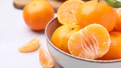 KOLIKO MANDARINA DNEVNO TREBA POJESTI Stiglo nam je omiljeno voće a evo i koliko je korisno za zdravlje