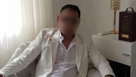 "KRVAVU JU JE UMOTAO U PLAVO ĆEBE" Ćerka u stanu zatekla mrtvu majku za čije se ubistvo sudi Srbinu