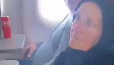 MAJKA, 80 GODINA, PRVI PUT U AVIONU, IDE KOD DECE U AMERIKU Prekrstila se i ušla, a zbog reči na ovom snimku ovih dana plače skoro svako ko ga pogleda