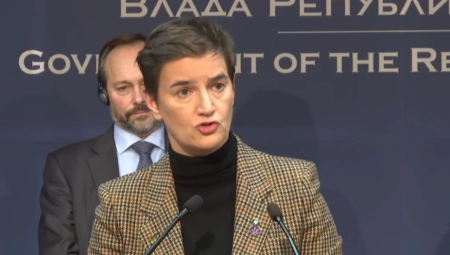 BLOKADE PUTEVA SE PREKIDAJU DANAS Brnabić se sastala sa poljoprivrednicima, odgovori na predloge za vikend