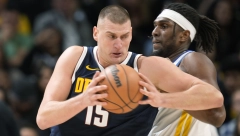 JOKIĆ UNIŠTIO ŠARIĆA U DIREKTNOM OKRŠAJU Srbin se pod košem poigravao sa Hrvatom (VIDEO)
