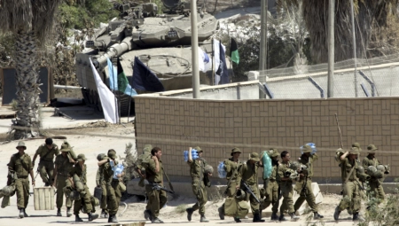 "ISKORISTITE PRILIKU, IZMESTITE SE NA JUG" Izraelska vojska i danas otvara koridor za evakuaciju Palestinaca na jug Gaze
