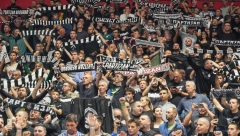 SJAJNA SLIKA IZ "ARENE" "Grobari" napravili spektakularan omaž Saši Đorđeviću (VIDEO)