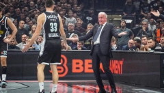 SPAVALI SMO PAR SATI Obradović pred Albu: Igraju specifičnu košarku