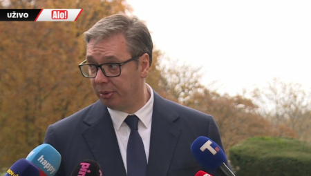 "NIKADA NEĆU PRIZNATI NEZAVISNOST KOSOVA" Predsednik se obratio uoči mirovnog foruma u Parizu (VIDEO)