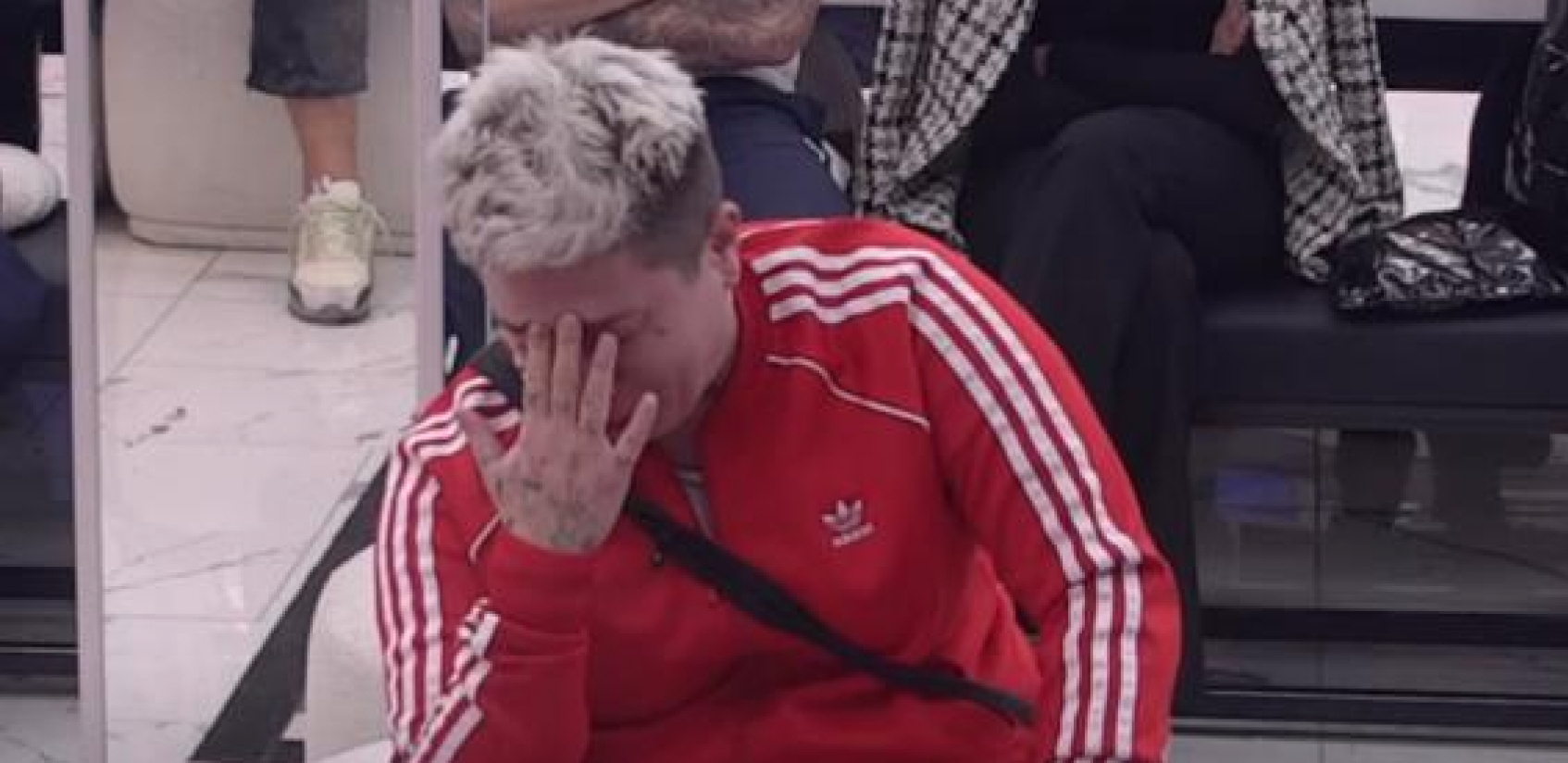 KAKO JE NIJE SRAMOTA!: Evo šta je Anita radila dok je Matora povraćala i doživljavala nervni slom, potez izazvao bes ukućana