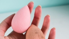 BIĆE KAO NOV Za besprekorno čist i mirisan "beauty blender" potrebne su samo 2 stvari, kažite zbogom bakterijama!