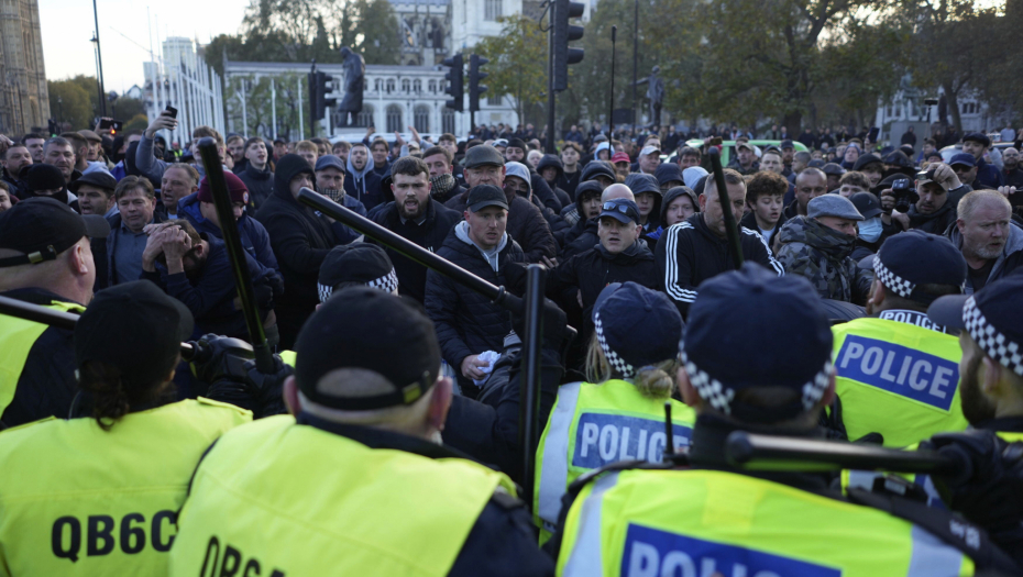 OPŠTI HAOS U LONDONU Uhapšeno skoro 100 ljudi, minisrti tražili da se maršk otkaže