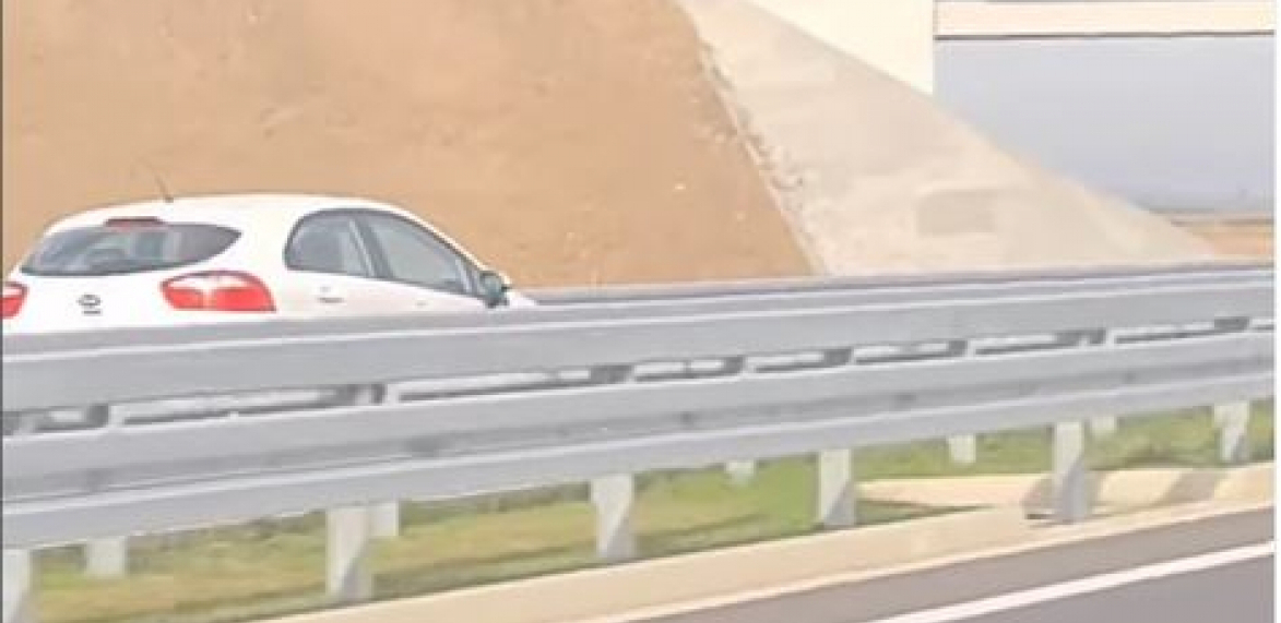"LJUDI, DA LI STE NORMALNI" Još jedna vožnja u kontrasmeru na auto-putu, jezive scene