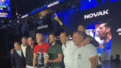 NOLE ZAPLESAO PA PODIGAO PEHAR Pogledajte kako su pred Alkarazov meč Novaka proglasili najboljim